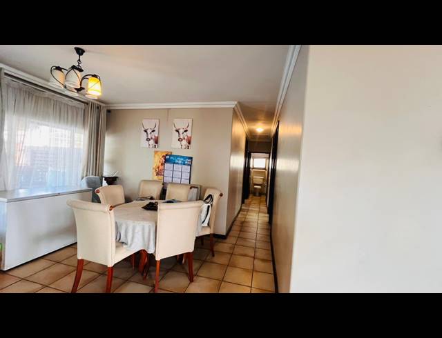 4 BEDROOM HOUSE TO LET IN BLUFF
